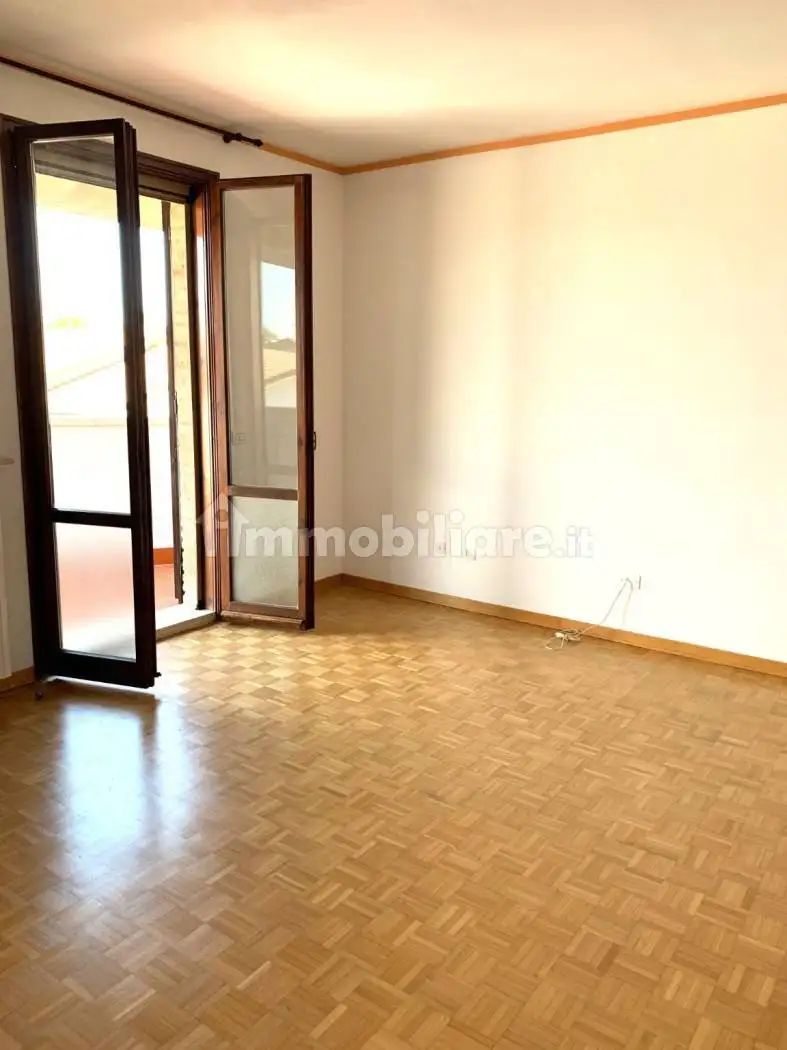 Villa unifamiliare via della Repubblica 24, Centro, Masi Torello - foto 5