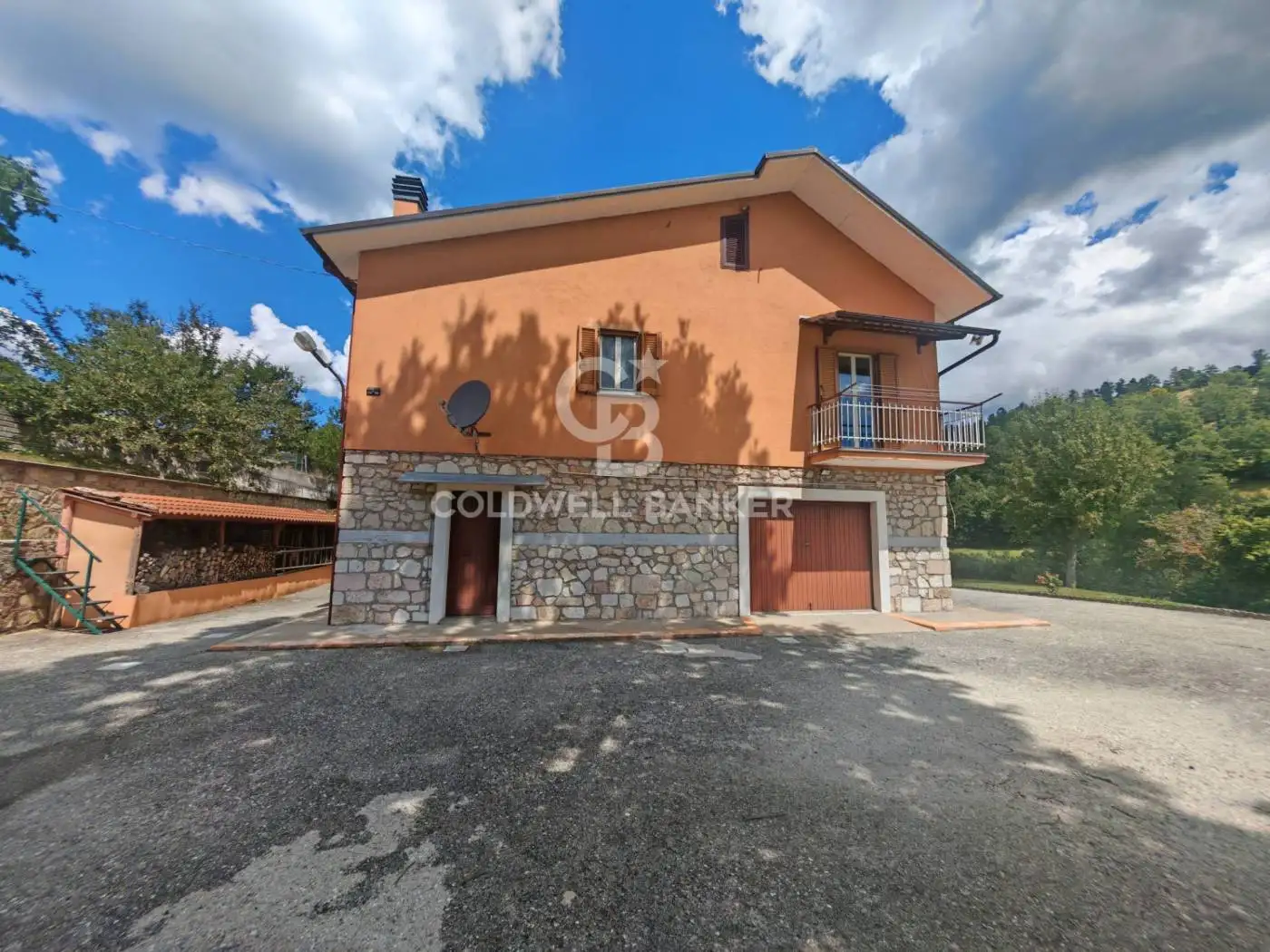 Casa indipendente in vendita a Cascia