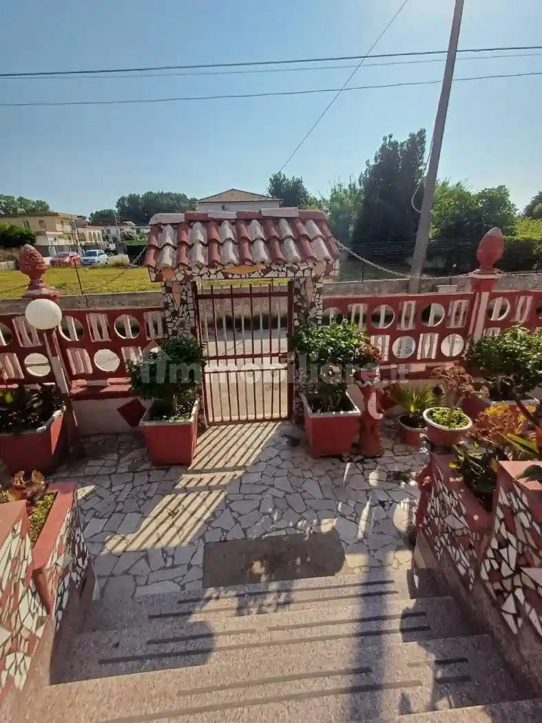 Villa in affitto a Castel Volturno