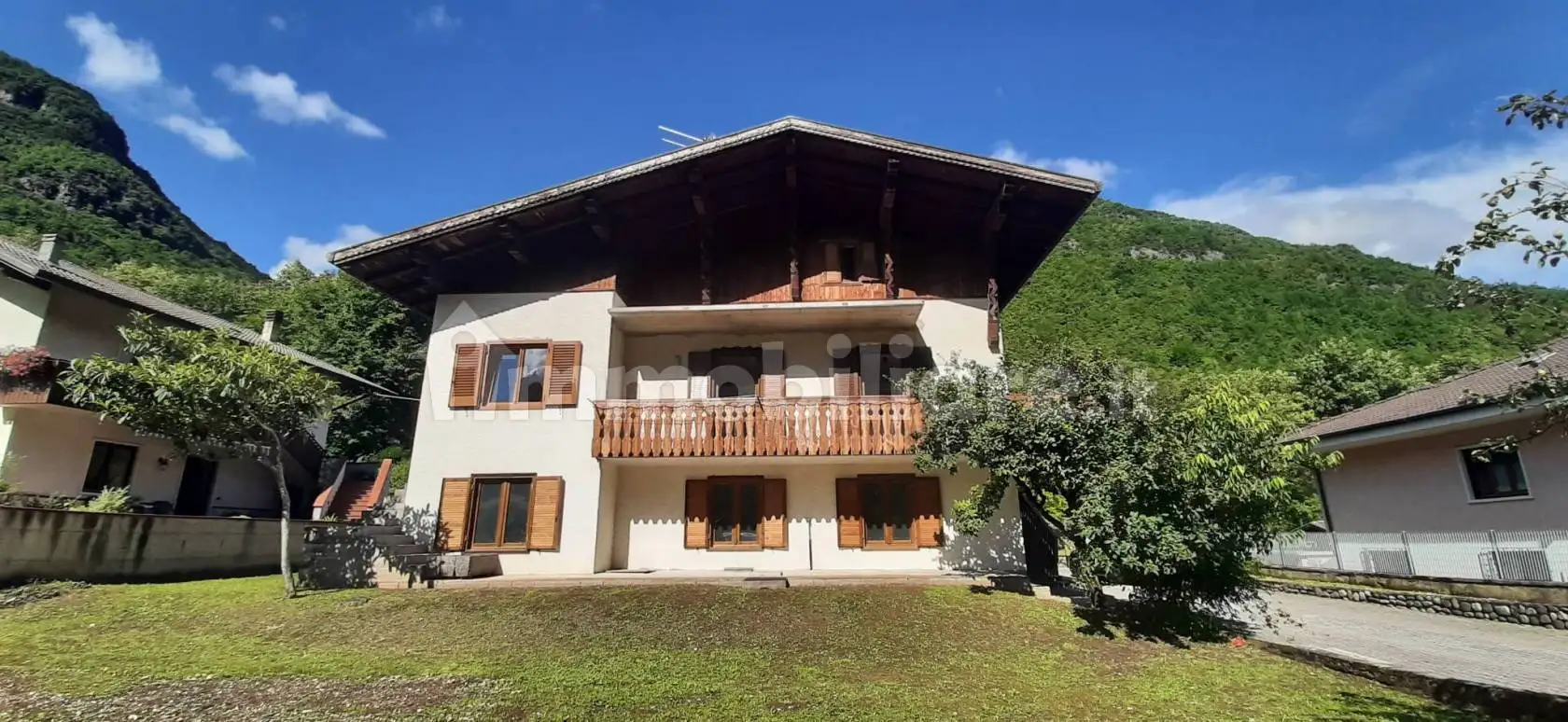 Villa in vendita a Pedemonte