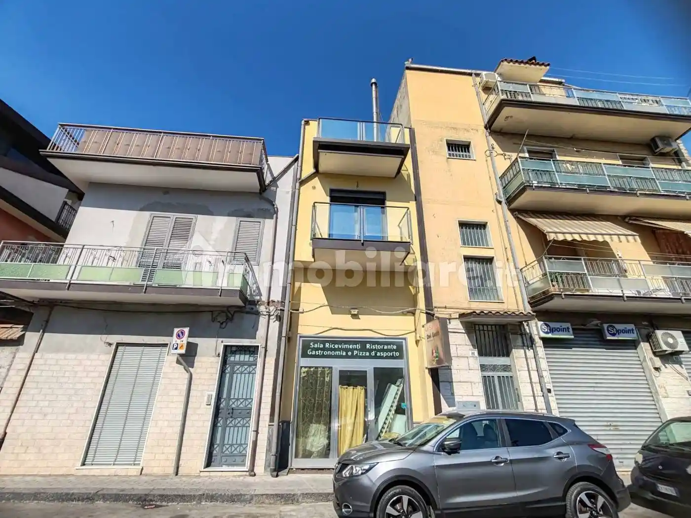 Palazzo - Edificio in vendita a Paternò