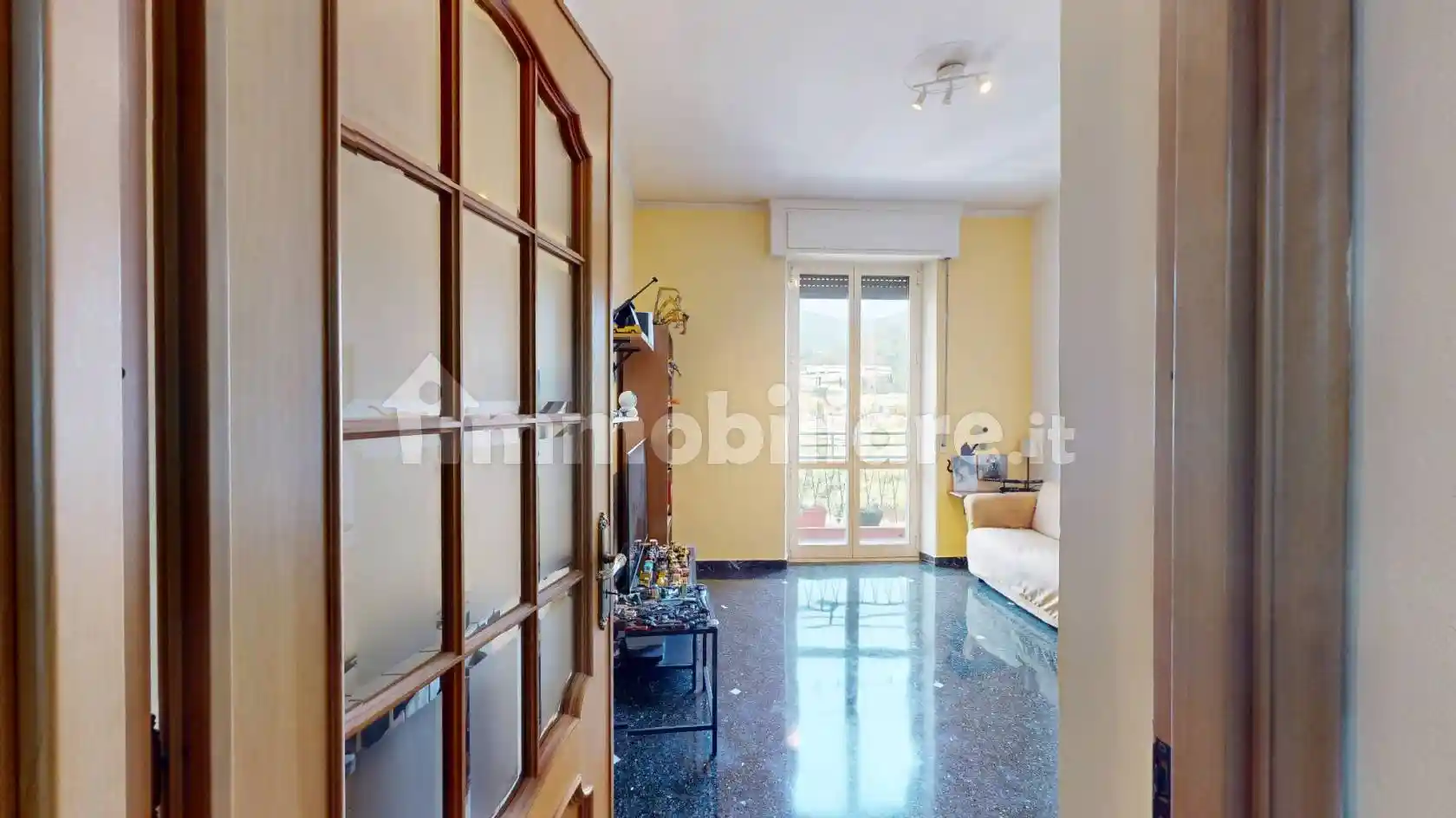 Appartamento in vendita a Genova