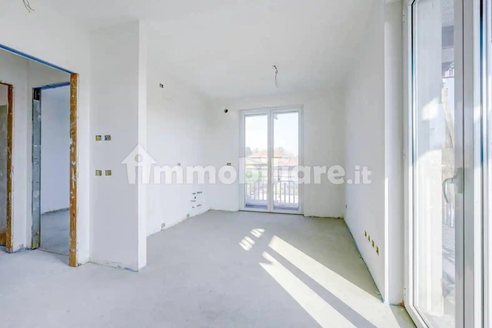 Appartamento in vendita a Cardano al Campo