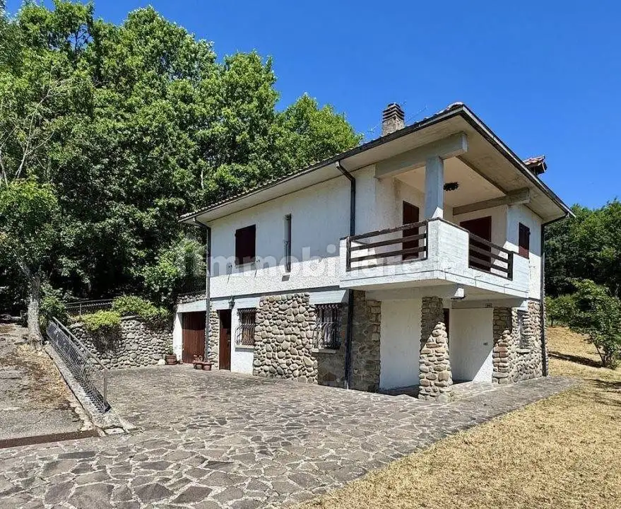 Casa indipendente in vendita a Gaggio Montano