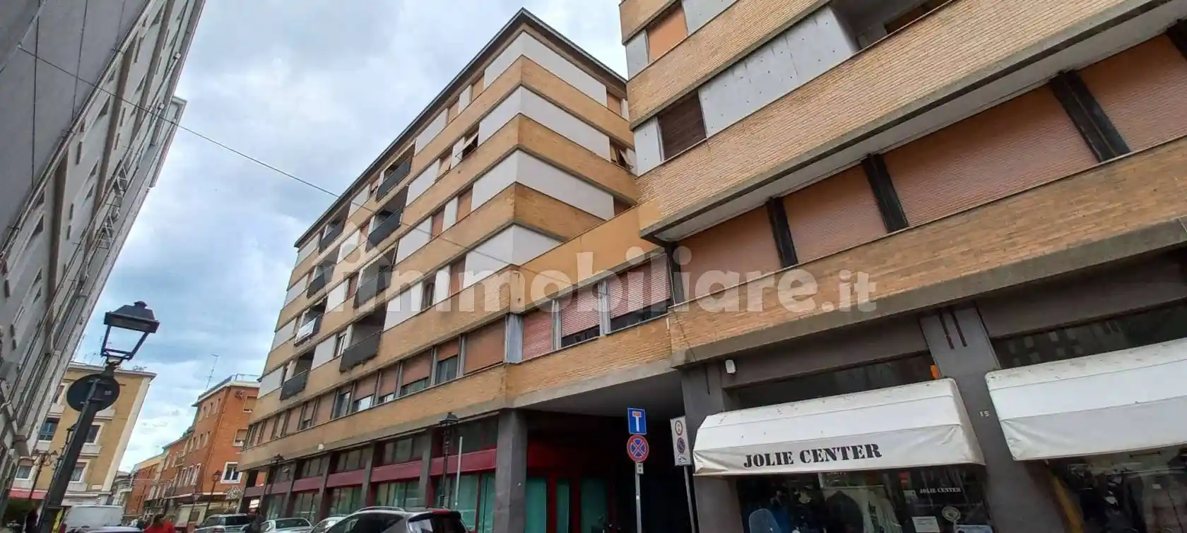 Appartamento piazza Lazzarini 4/5, Centro Storico, Pesaro - foto 2