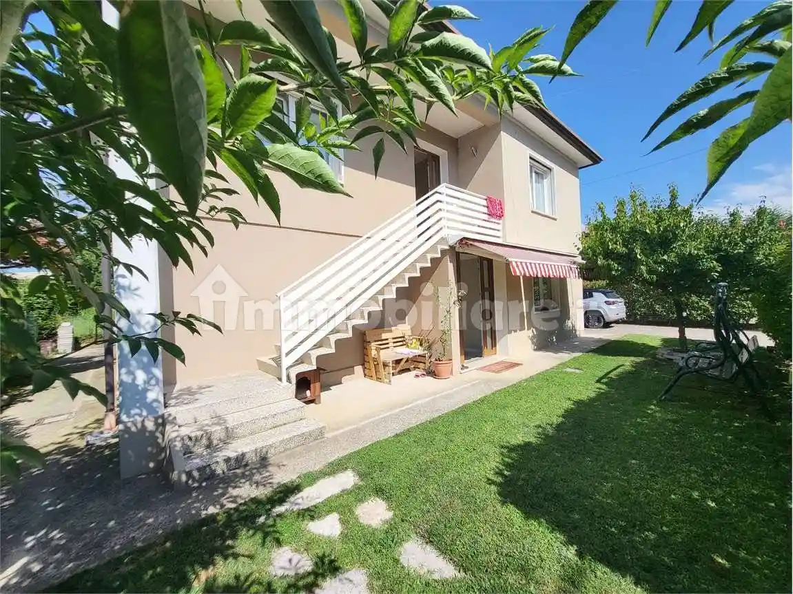 Terratetto unifamiliare via XXX aprile, Centro, Cornuda - foto 3