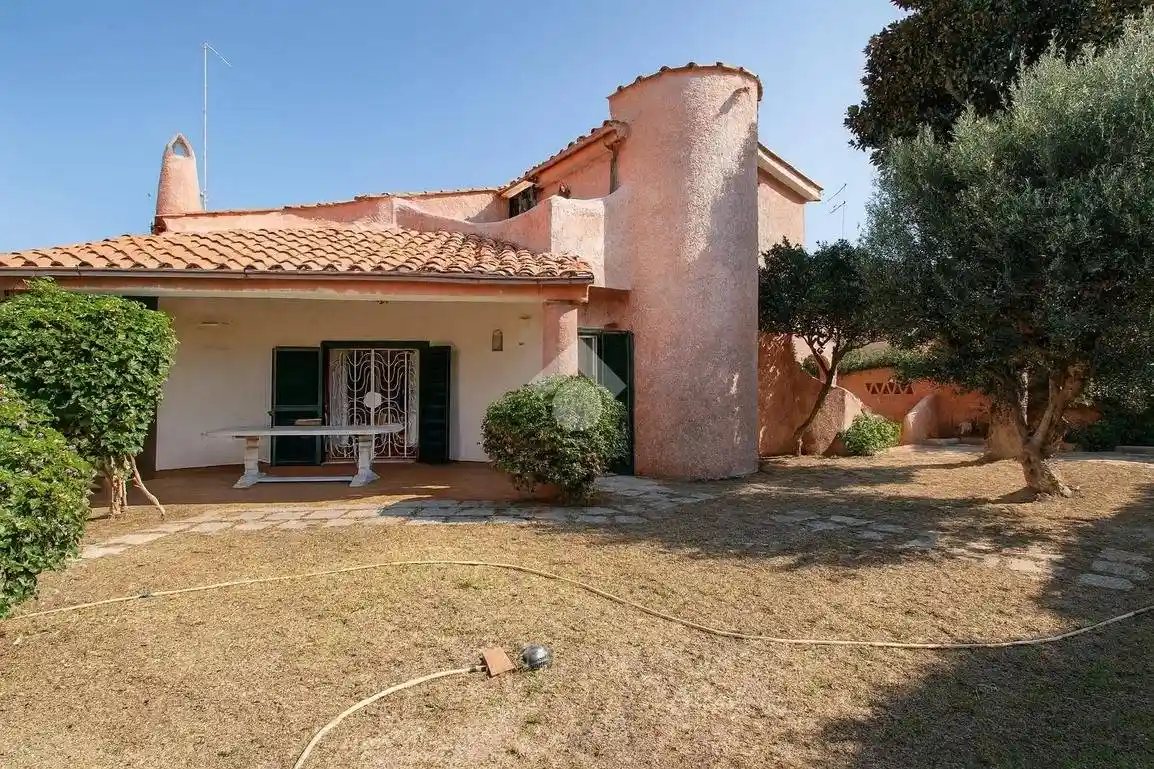 Villa in vendita a Ardea