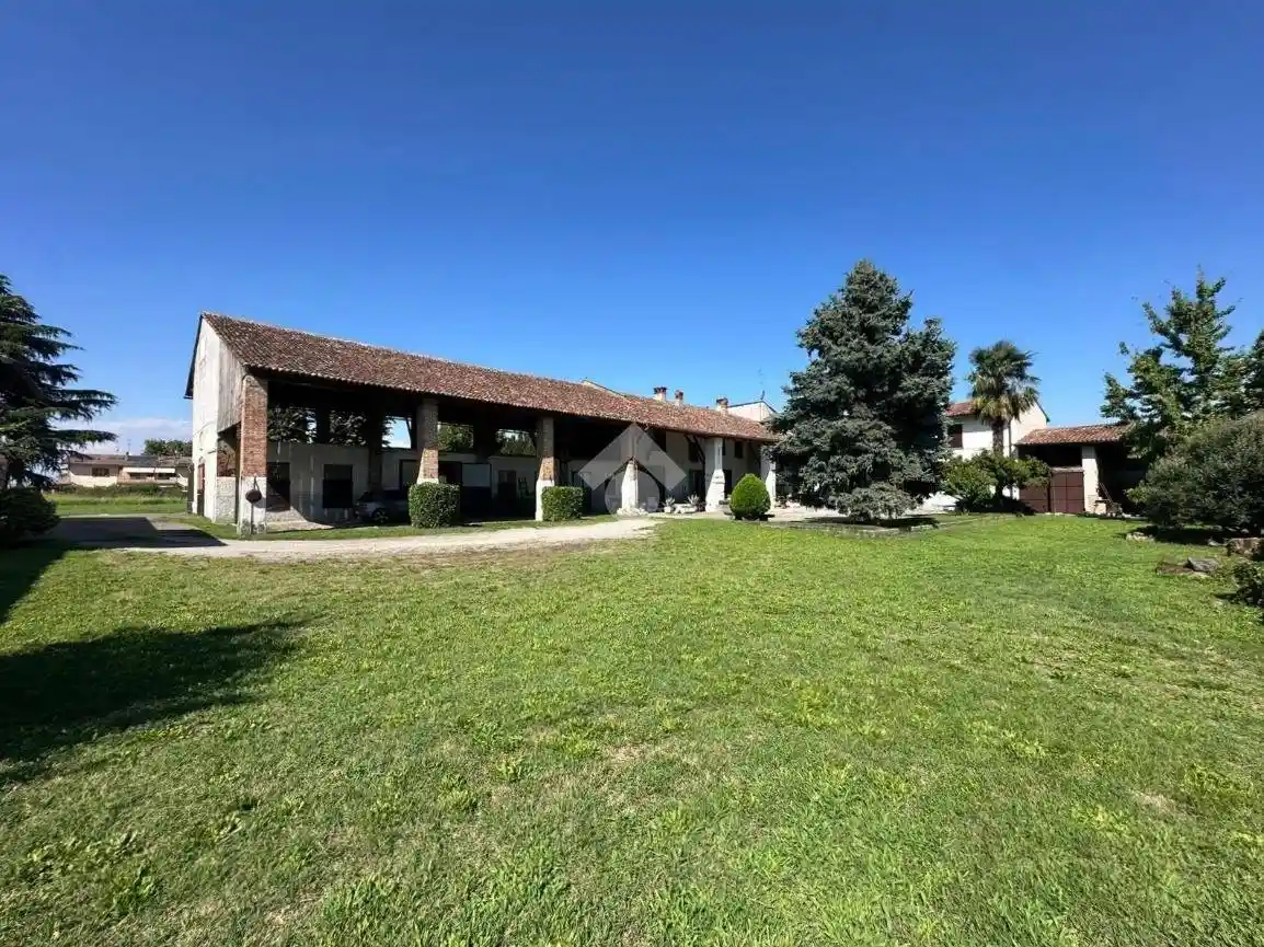 Rustico - Casale in vendita a Agnadello