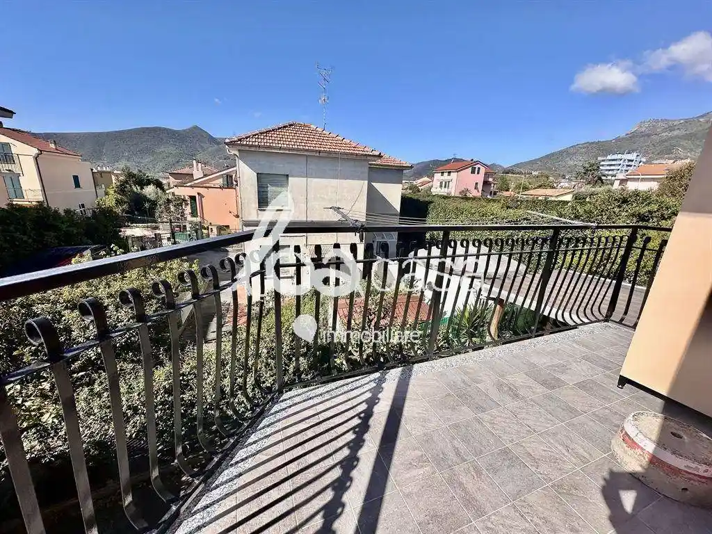 Appartamento in vendita a Loano