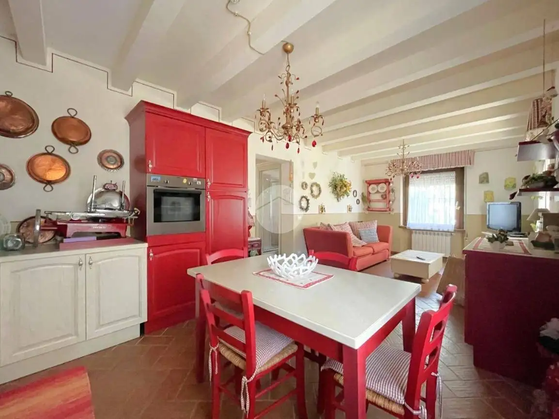 Trilocale via Trento 10, Centro, Borno - foto 4