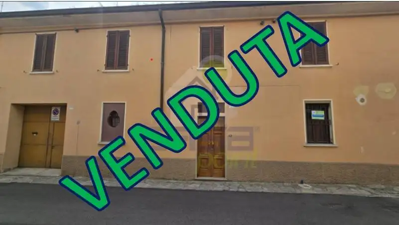 Casa indipendente in vendita a Casalbuttano ed Uniti