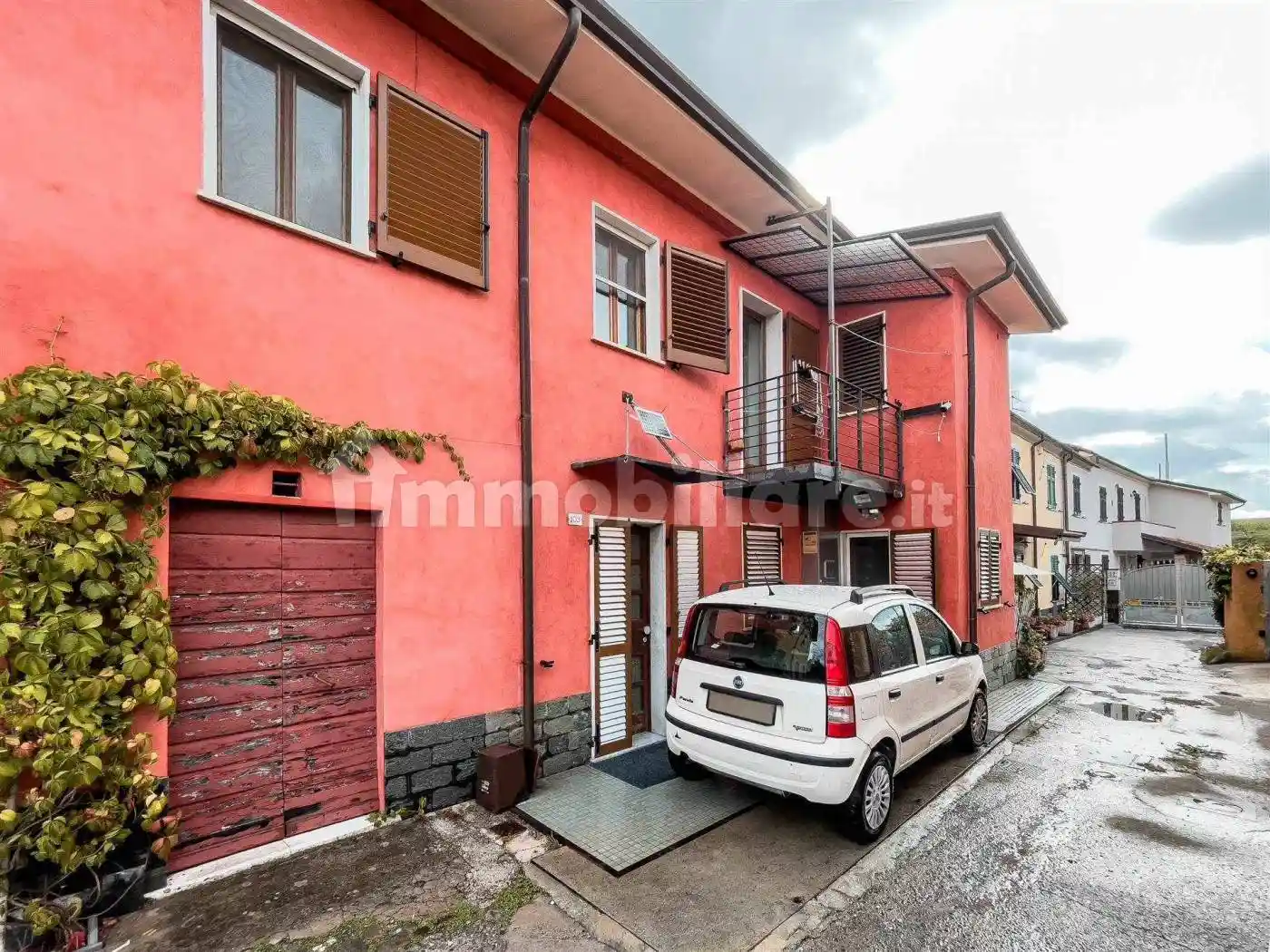 Casa indipendente in vendita a Sarzana