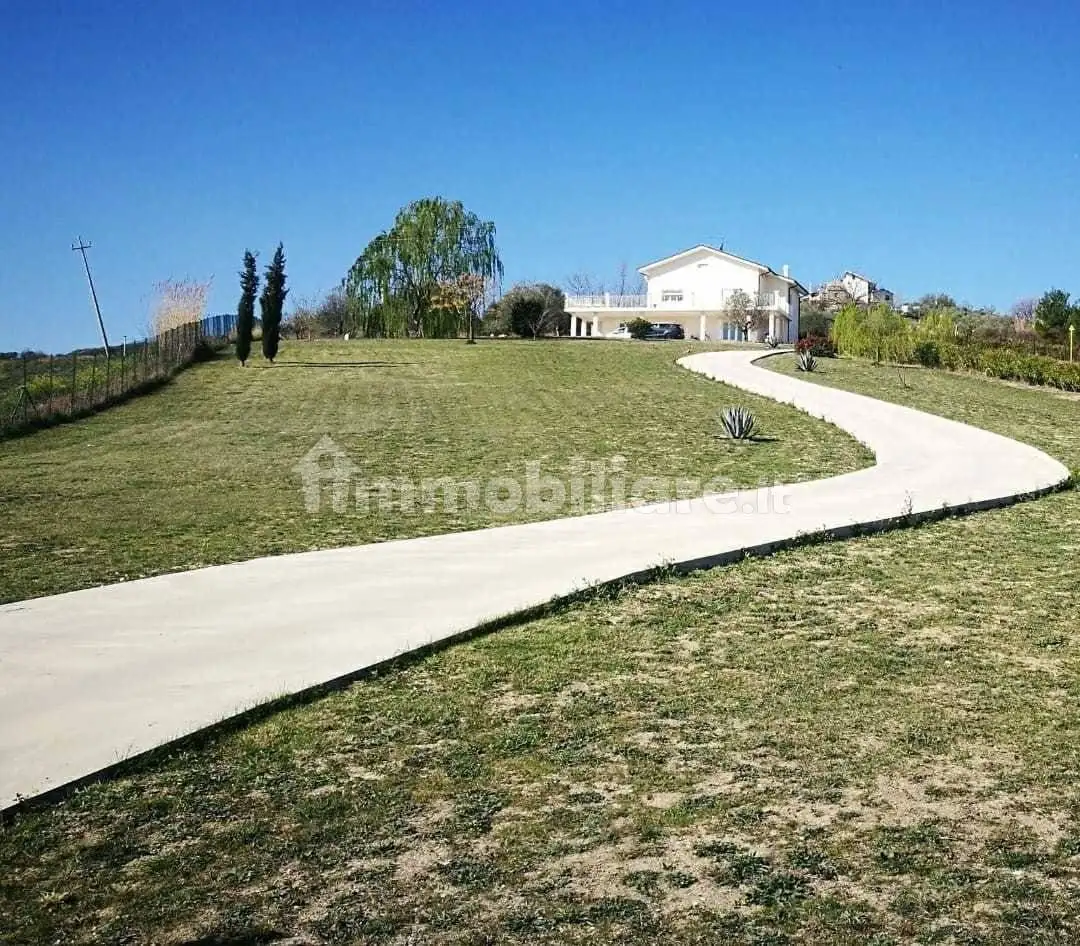 Villa unifamiliare via Colle Grande 2, Alanno - foto 3