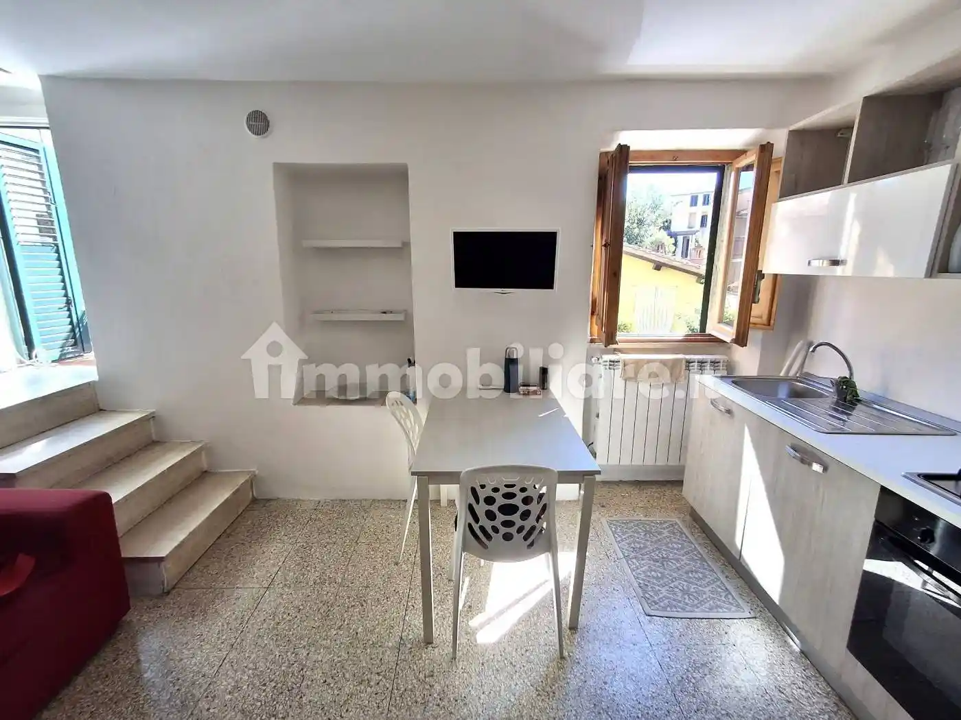 Casa indipendente in vendita a Arezzo