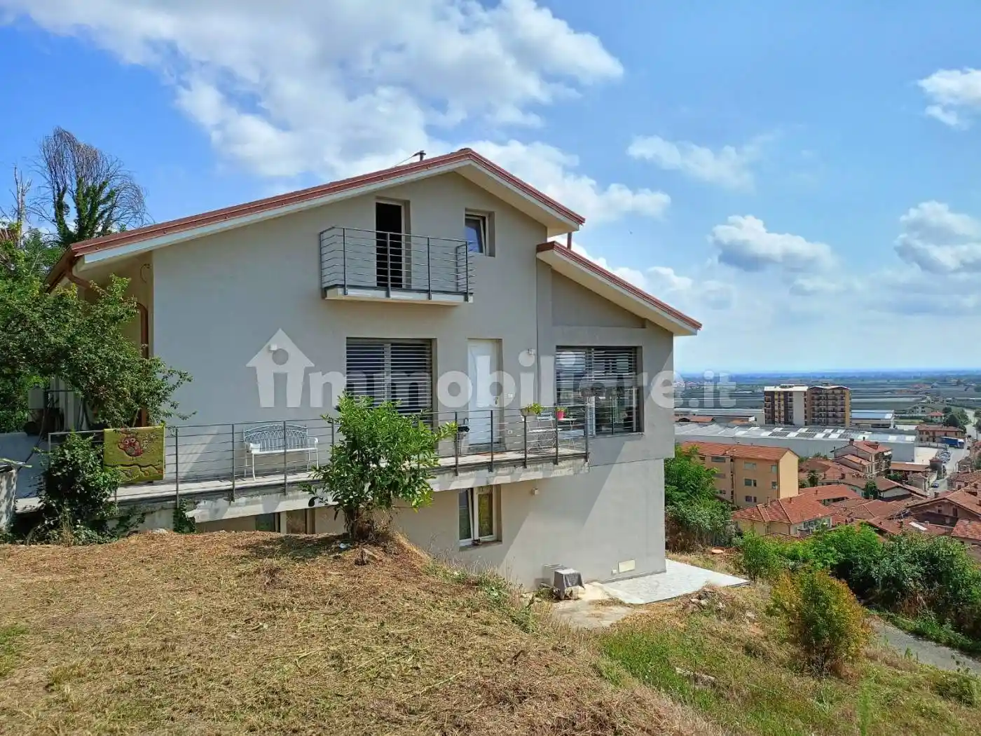 Villa in vendita a Verzuolo