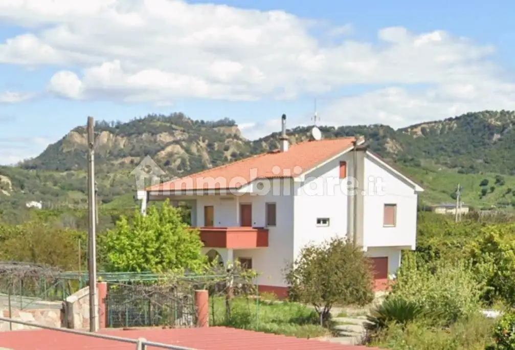 Villa unifamiliare Località Baronessa 1, Belvedere di Spinello - foto 2