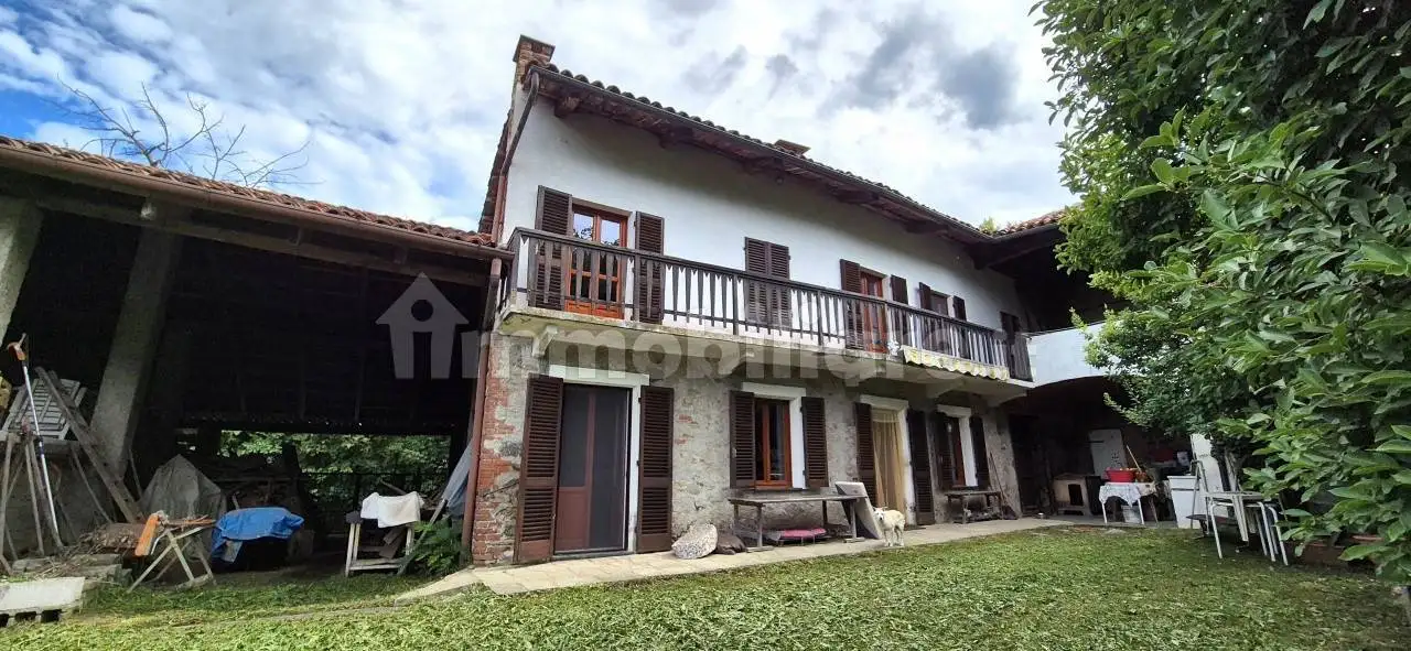 Villa in vendita a Castagneto Po