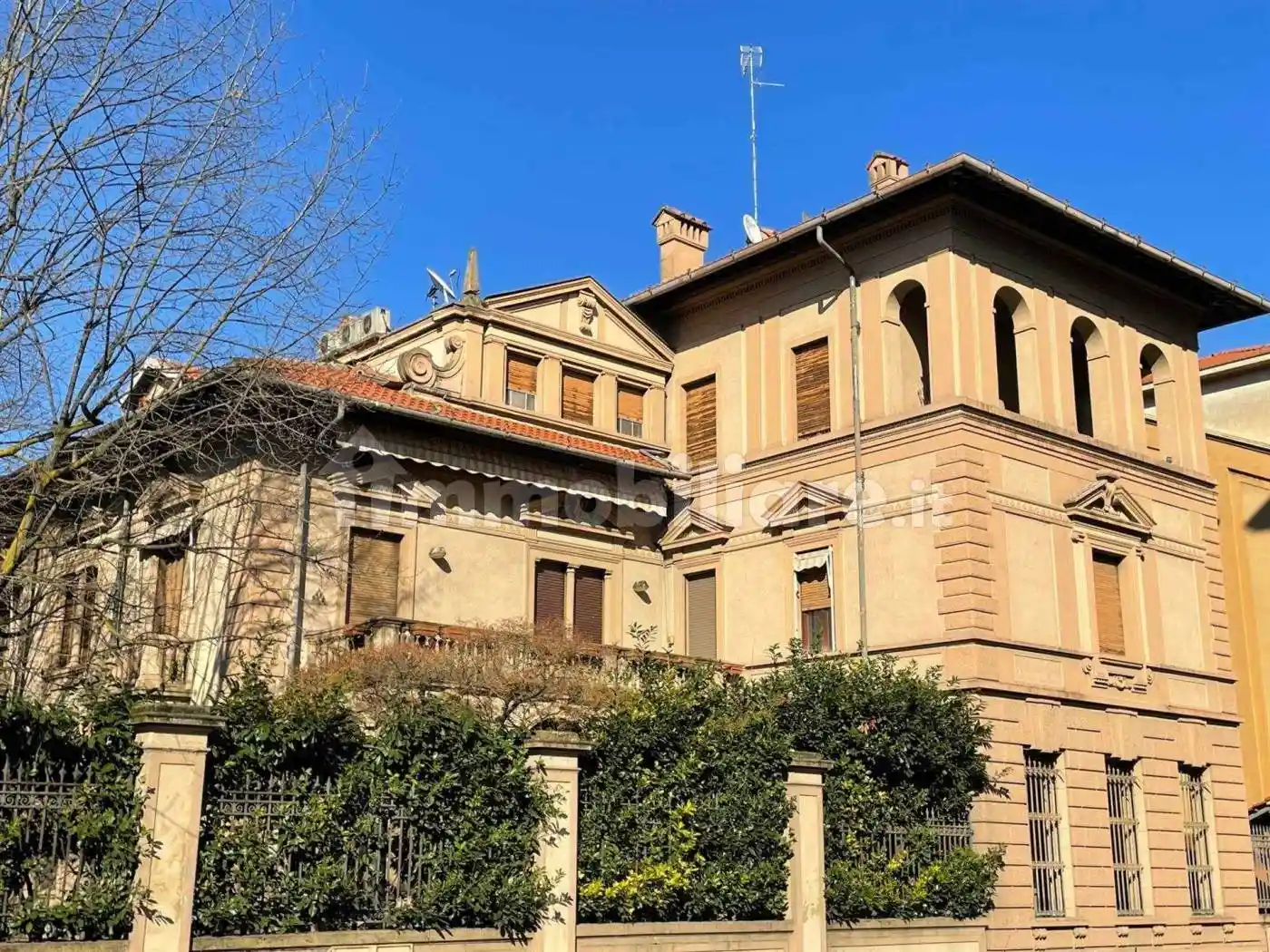 Villa in vendita a Casale Monferrato