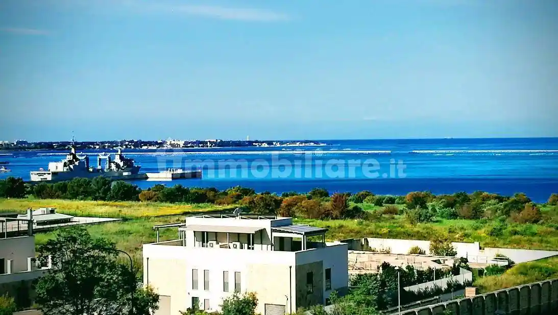 Appartamento in vendita a Taranto