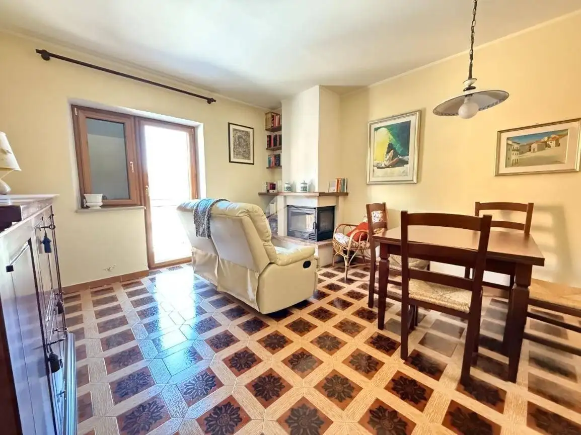 Appartamento in vendita a Ovindoli