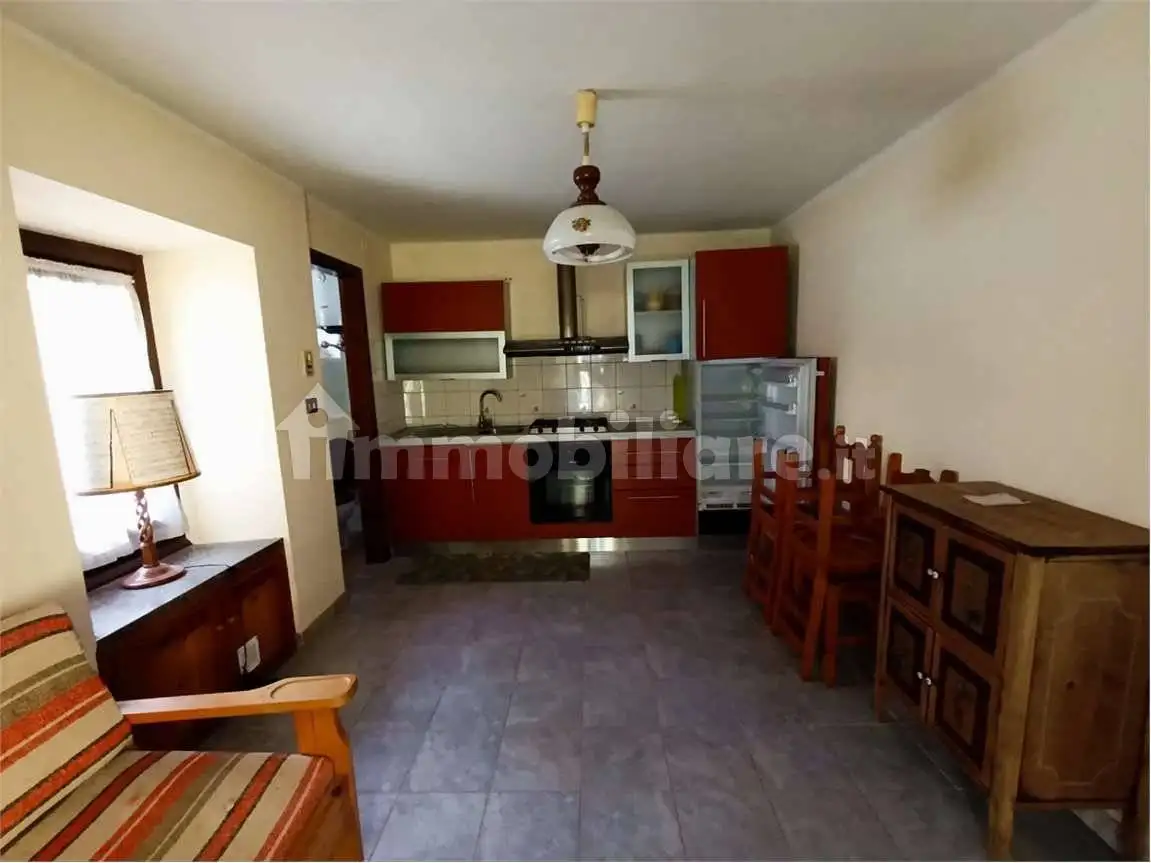 Appartamento in vendita a Pontey