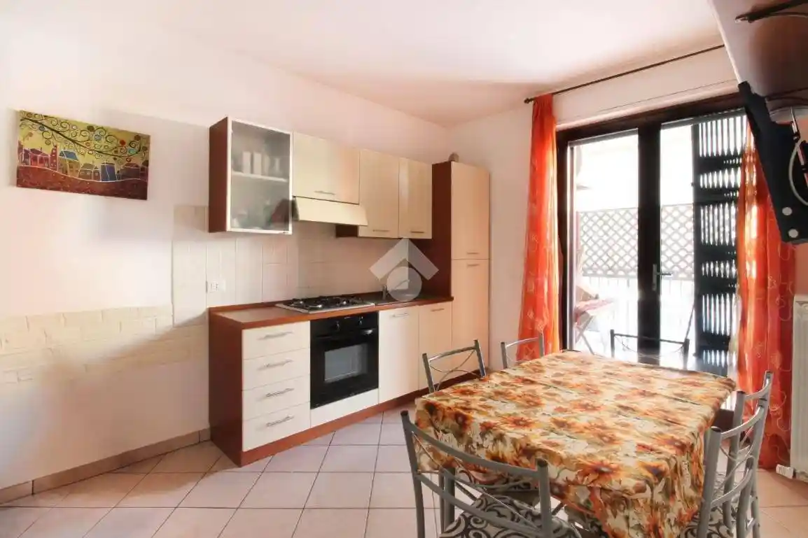 Bilocale via Ercole Falò 9, Centro, Alba Adriatica - foto 2