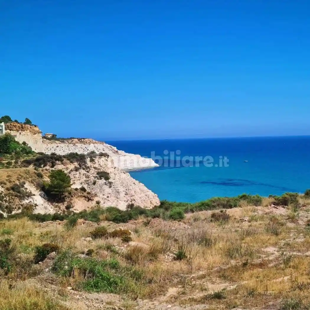 Palazzo - Edificio in vendita a Realmonte
