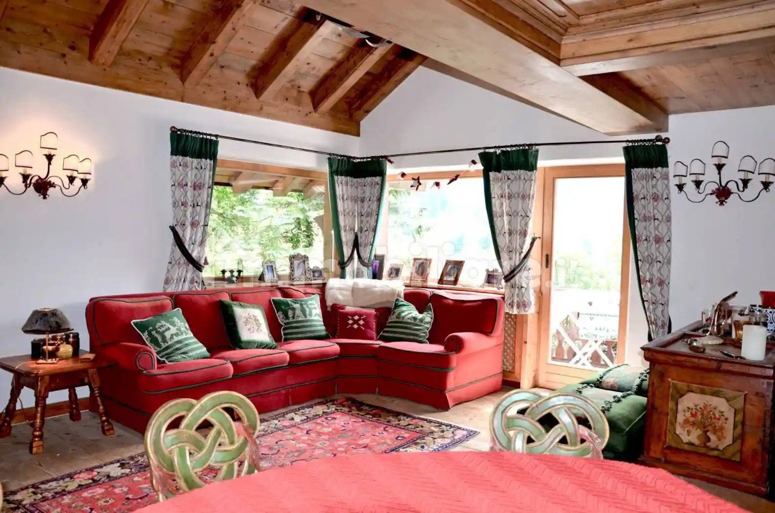 Palazzo - Edificio in vendita a Dobbiaco