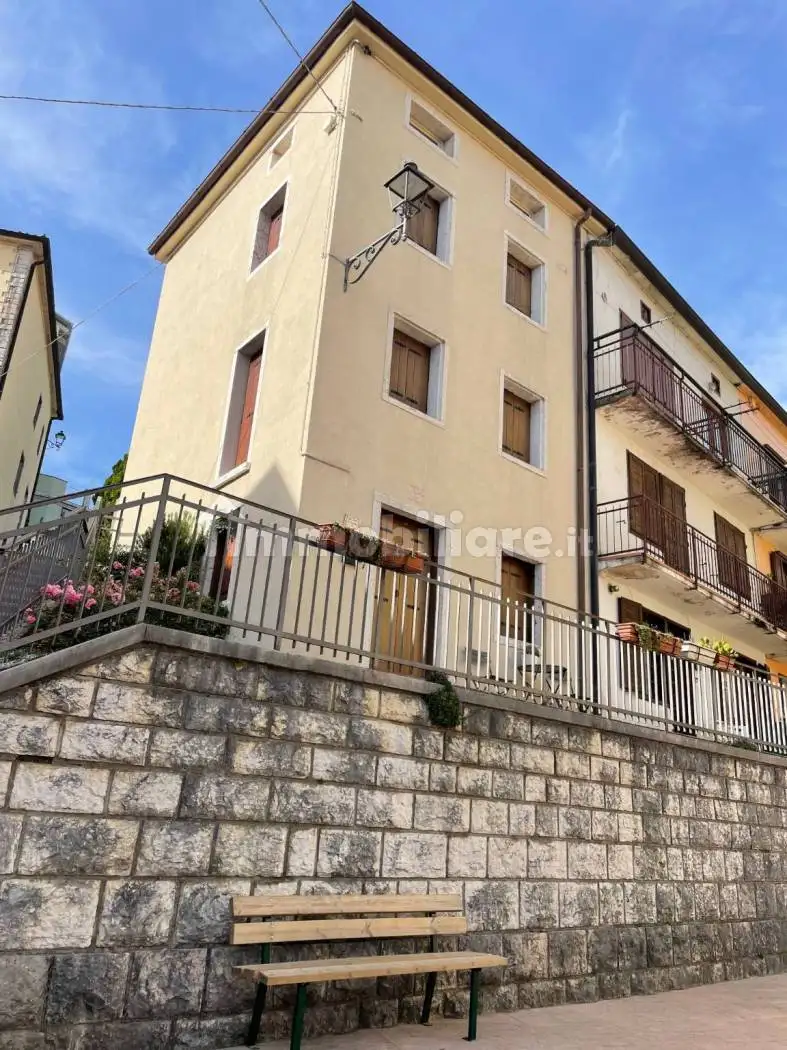 Villetta a schiera in vendita a Lusiana Conco