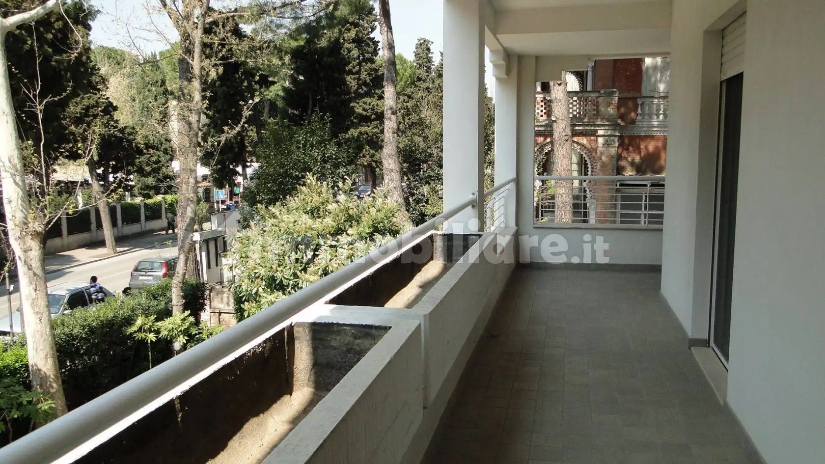 Appartamento in affitto a Pineto