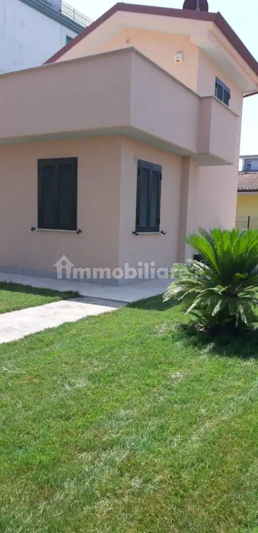 Villa in affitto a Frosinone