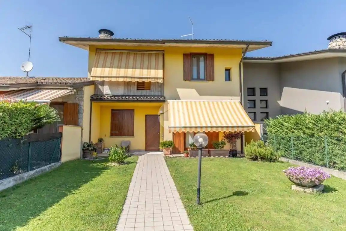 Villa plurifamiliare via Don A. Seghezzi 8, Centro, Bagnatica - foto 3