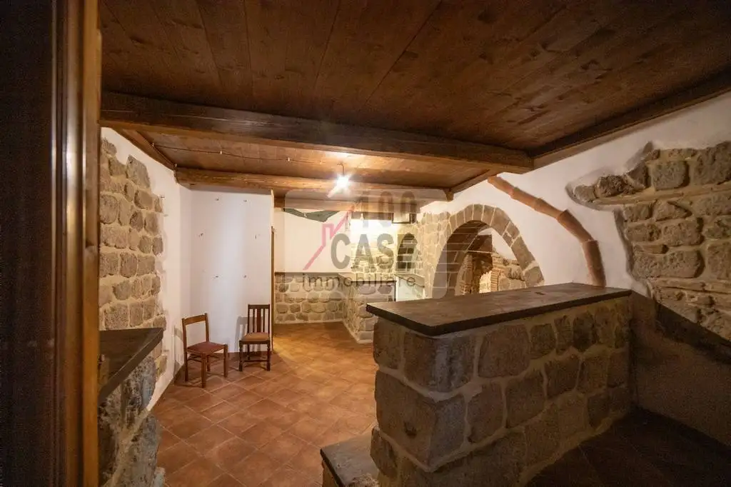 Trilocale via Custoza, Abbadia San Salvatore - foto 3