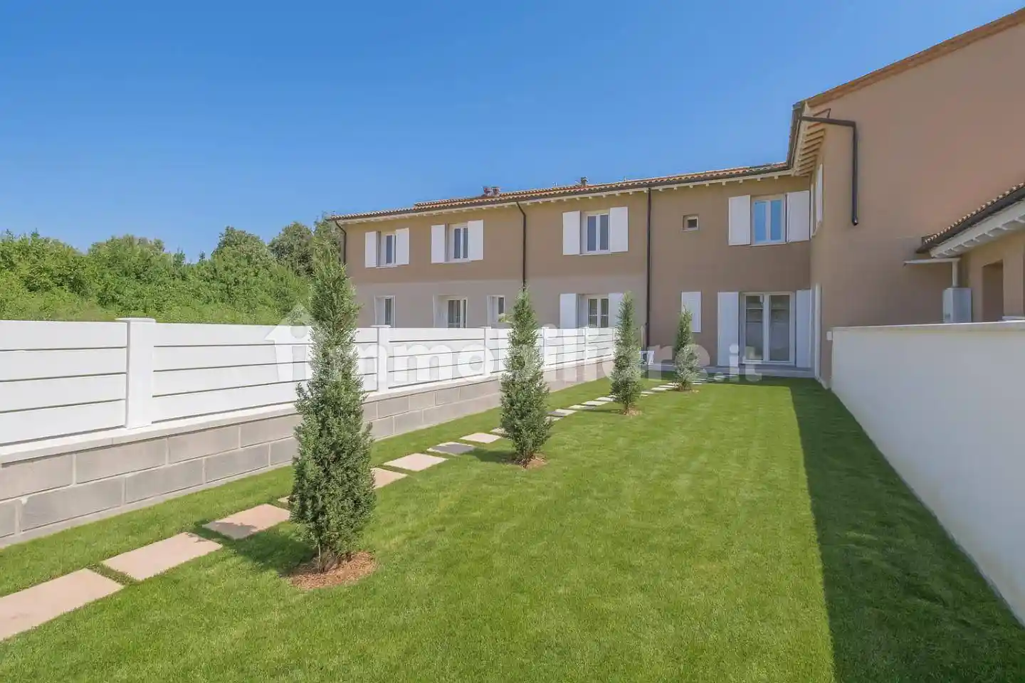 Villetta a schiera in vendita a Cascina