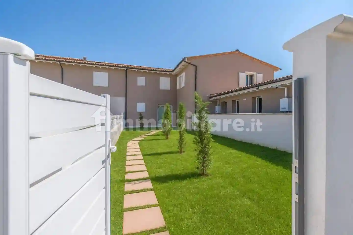 Villetta a schiera - foto 2