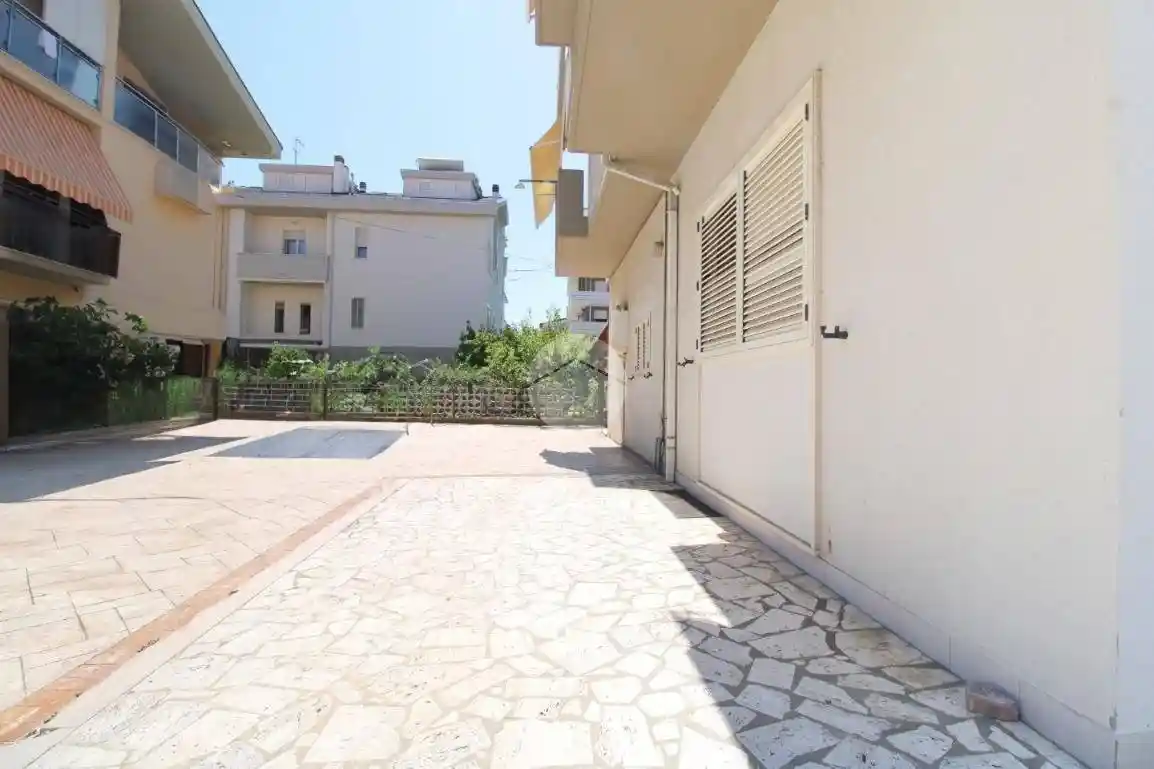 Trilocale via Torquato Tasso, Centro, Pineto - foto 5