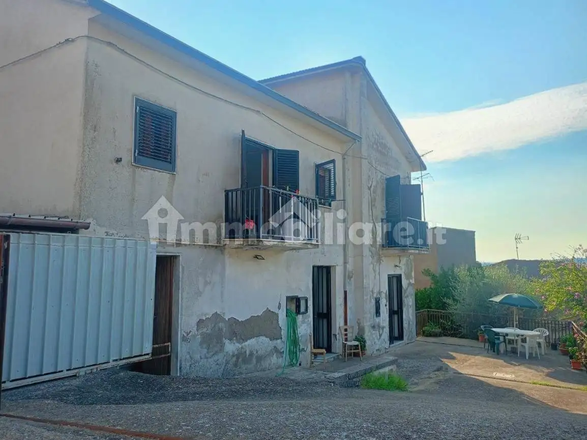 Casa indipendente in vendita a Santa Paolina