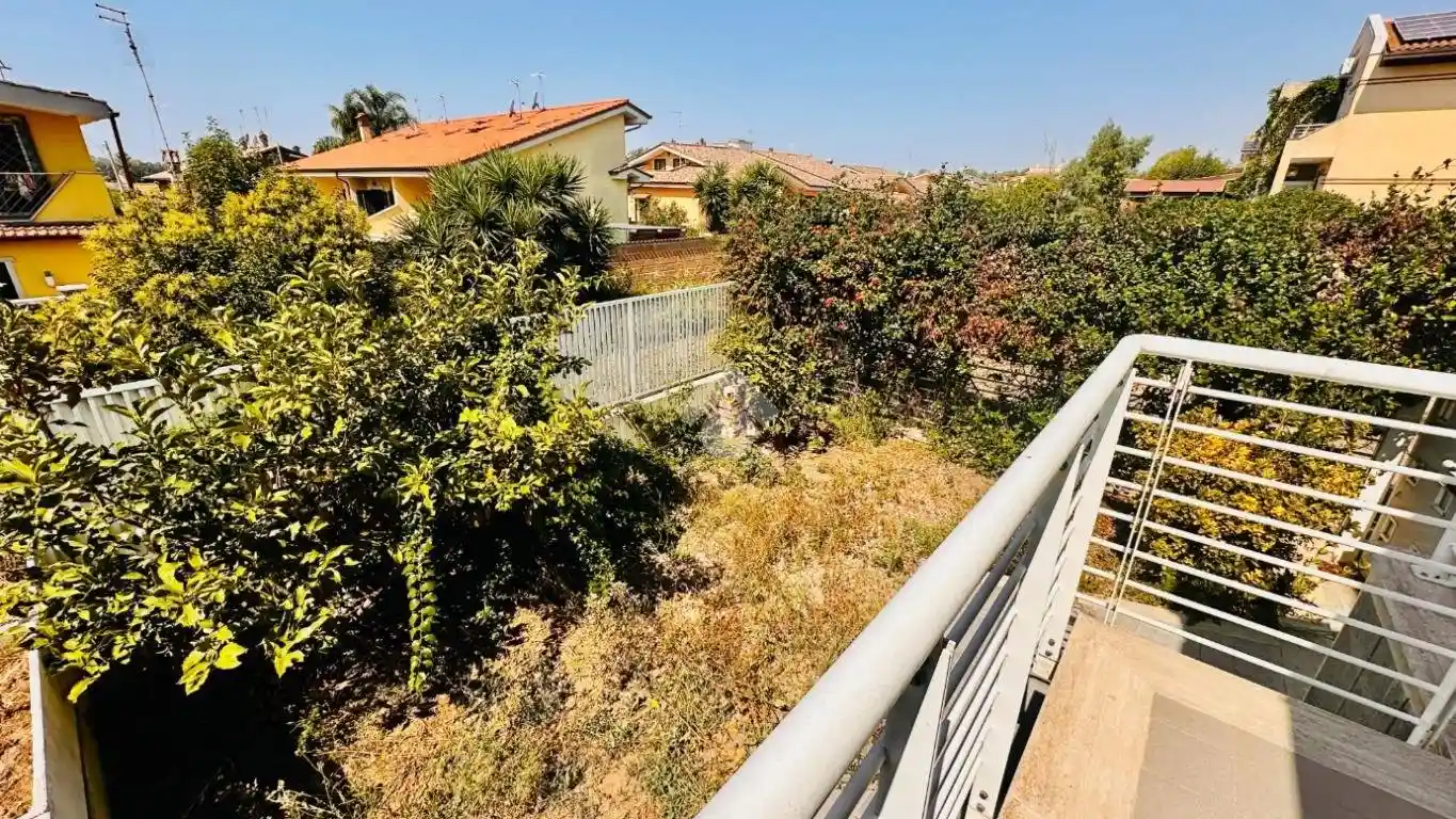 Villa plurifamiliare via Barzanò 59, Dragona, Roma - foto 2