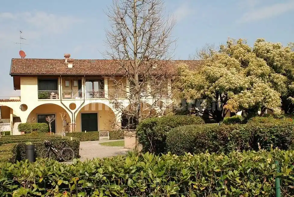 Appartamento in affitto a Desenzano del Garda