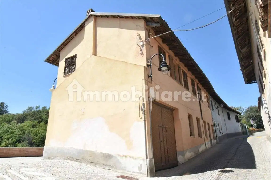 Casa indipendente in vendita a Baldissero d'Alba