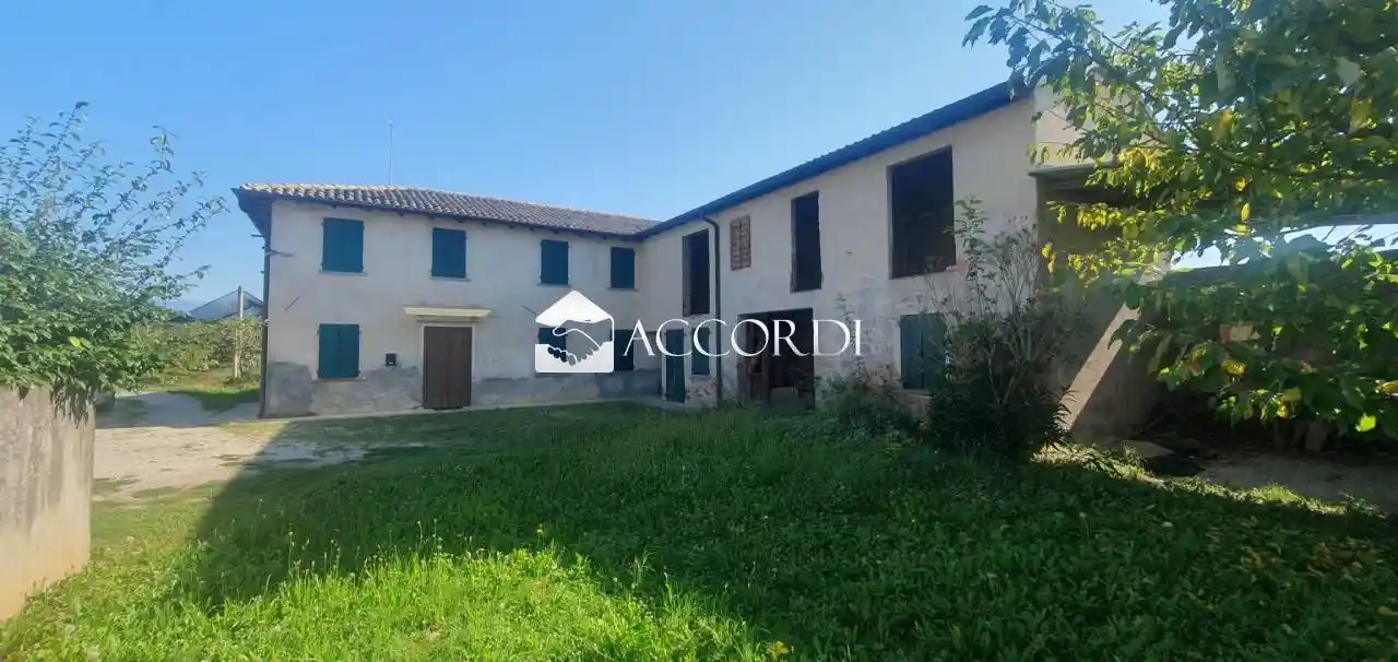 Rustico - Casale in vendita a Montebelluna