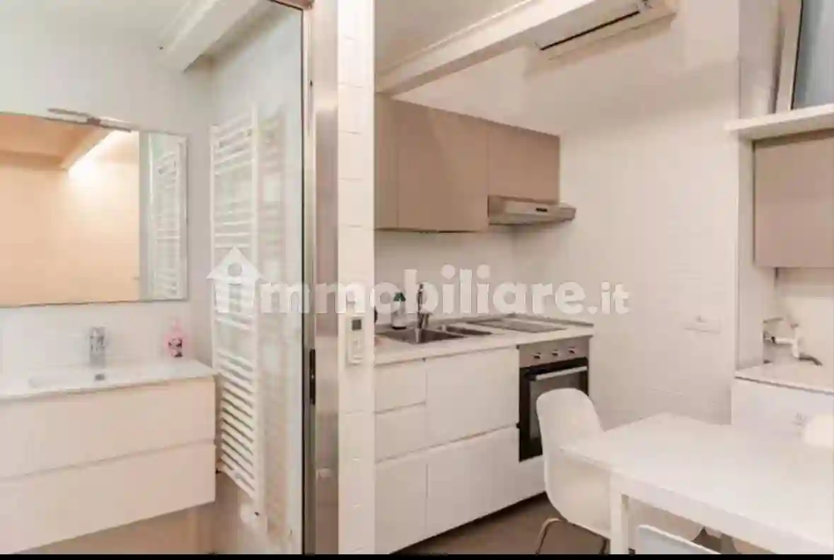 Bilocale Riviera Di Chiaia 9, Mergellina - Piedigrotta, Napoli - foto 4