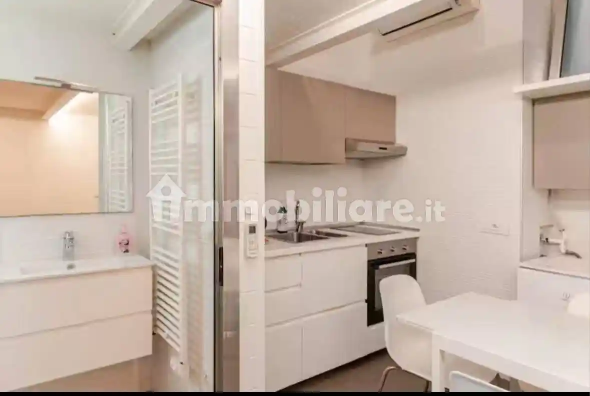 Bilocale Riviera Di Chiaia 9, Mergellina - Piedigrotta, Napoli - foto 2