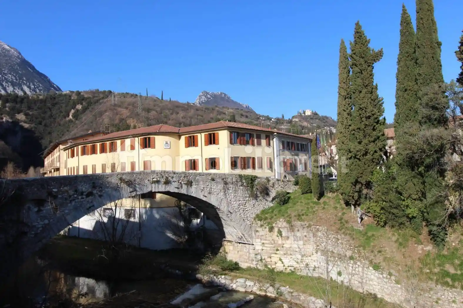 Appartamento in vendita a Toscolano-Maderno
