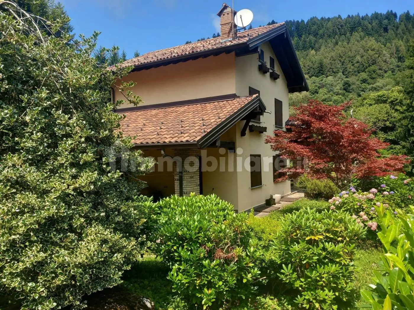 Villa in vendita a Magreglio