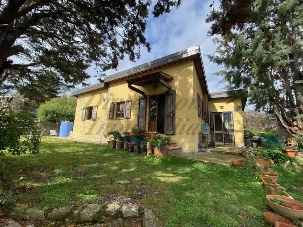 Villa in vendita a Rosignano Marittimo