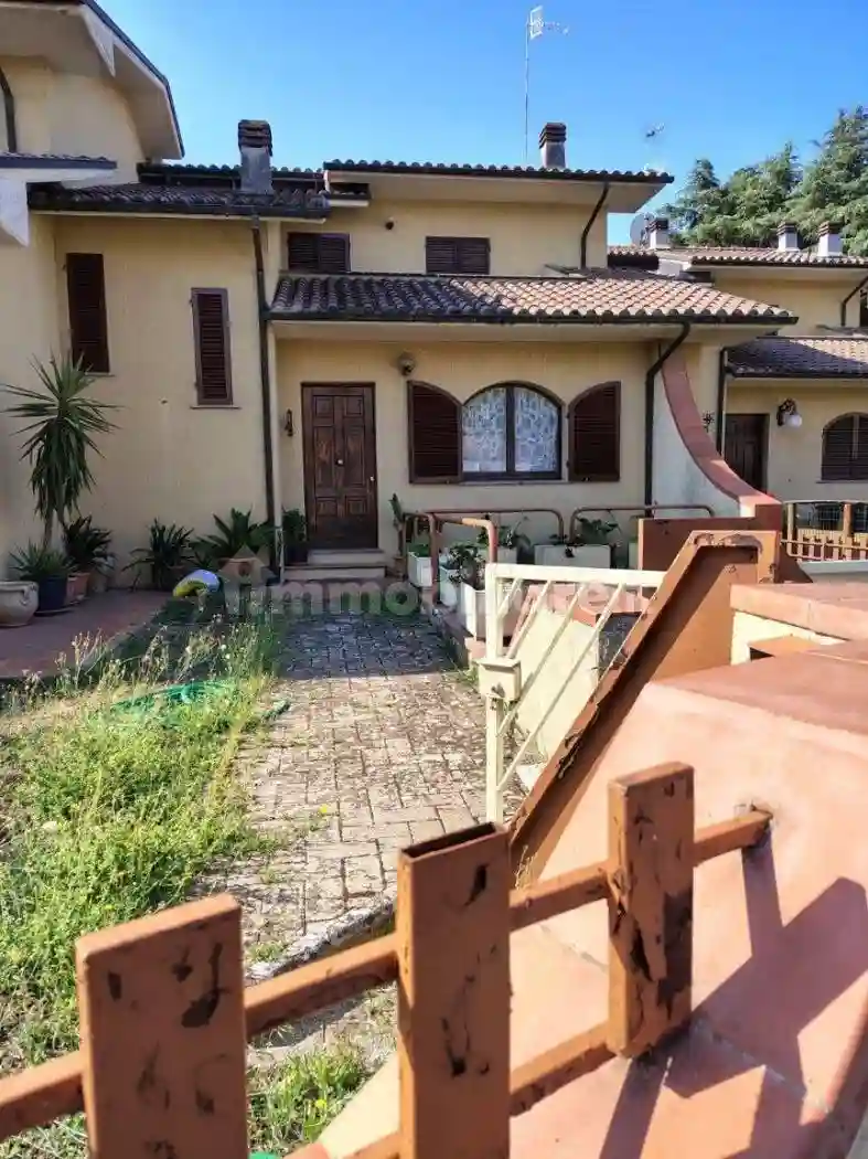 Villetta a schiera - foto 2