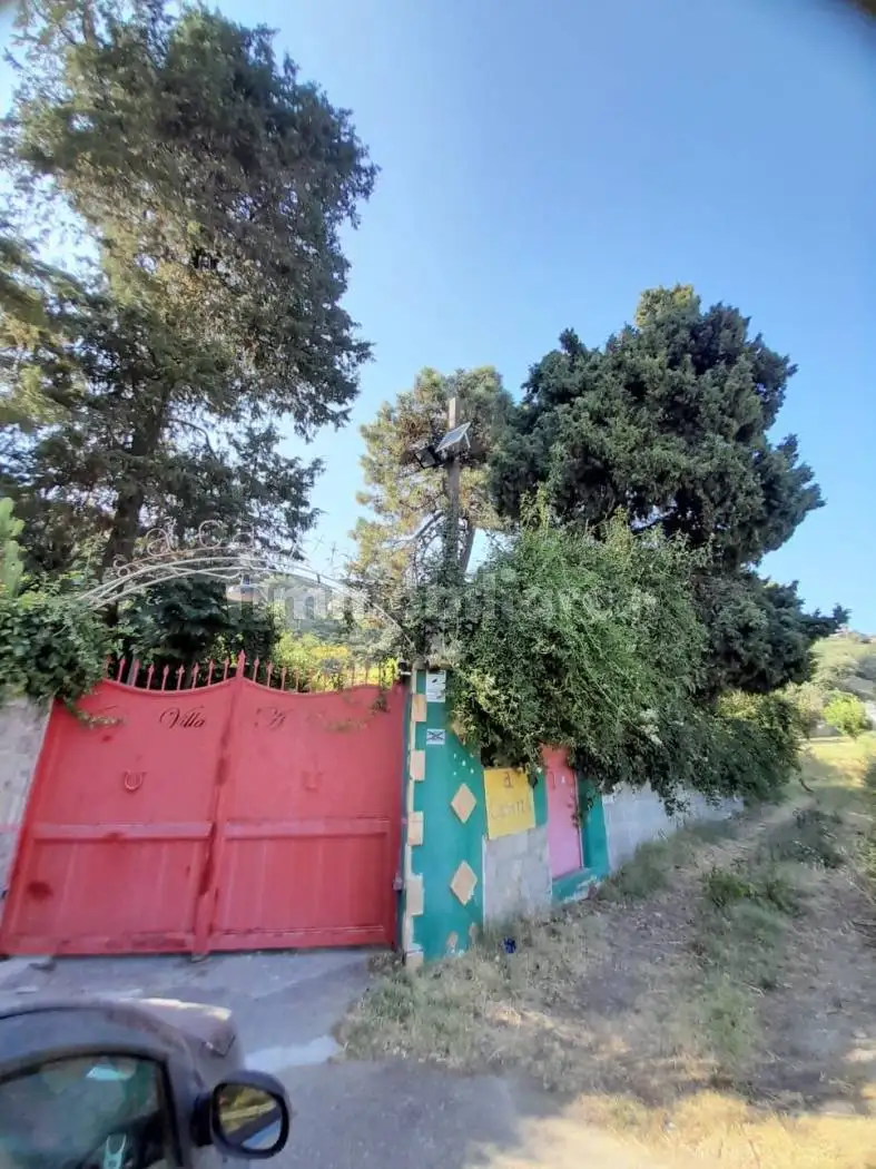 Villa in vendita a Graniti