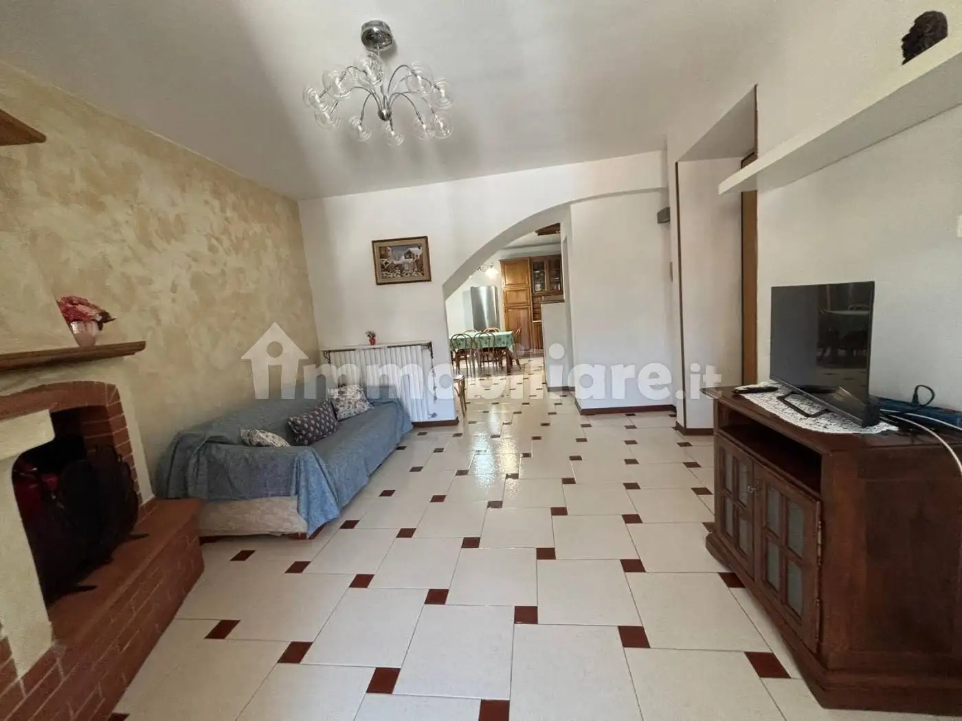 Casa indipendente in vendita a Massa