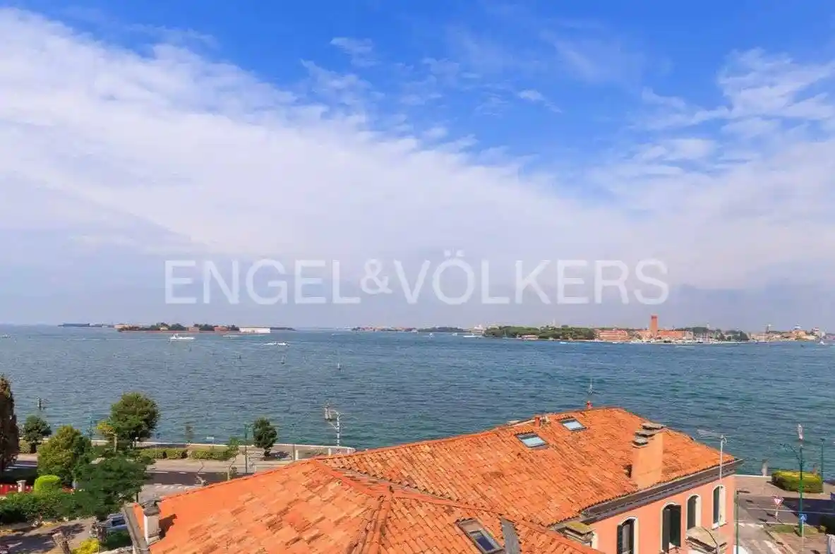 Appartamento in vendita a Venezia